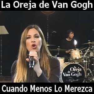 Letra y acordes de guitarra y piano
