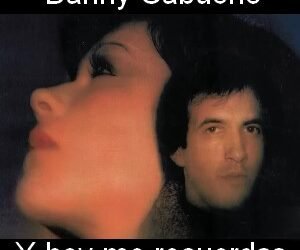 Letra y acordes de guitarra y piano