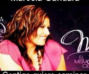 Letra y acordes de guitarra y piano