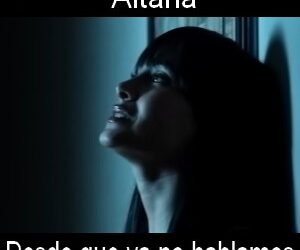 Letra y acordes de guitarra y piano