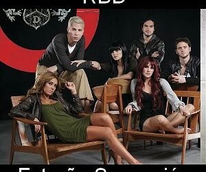 Letra y acordes de guitarra y piano