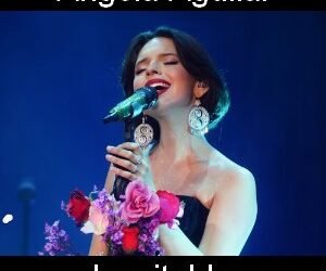 Letra y acordes de guitarra y piano