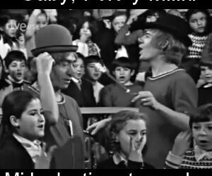 Letra y acordes de guitarra y piano