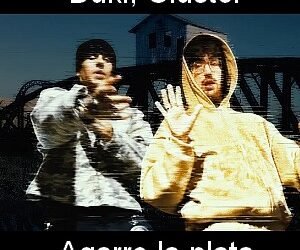 Letra y acordes de guitarra y piano