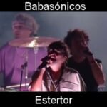 Letra y acordes de guitarra y piano