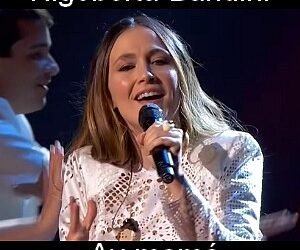 Letra y acordes de guitarra y piano