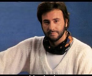 Letra y acordes de guitarra y piano