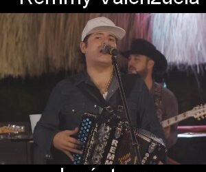 Letra y acordes de guitarra y piano
