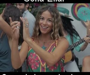 Letra y acordes de guitarra y piano