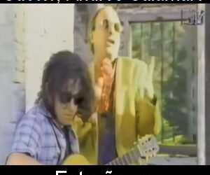 Letra y acordes de guitarra y piano