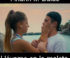 Letra y acordes de guitarra y piano