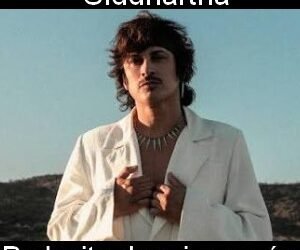 Letra y acordes de guitarra y piano