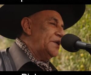 Letra y acordes de guitarra y piano