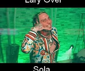 Letra y acordes de guitarra y piano