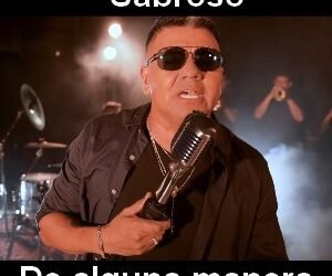 Letra y acordes de guitarra y piano