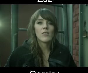 Letra y acordes de guitarra y piano
